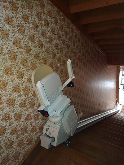 Installation d'un monte-escalier sur mesure dans les Vosges
